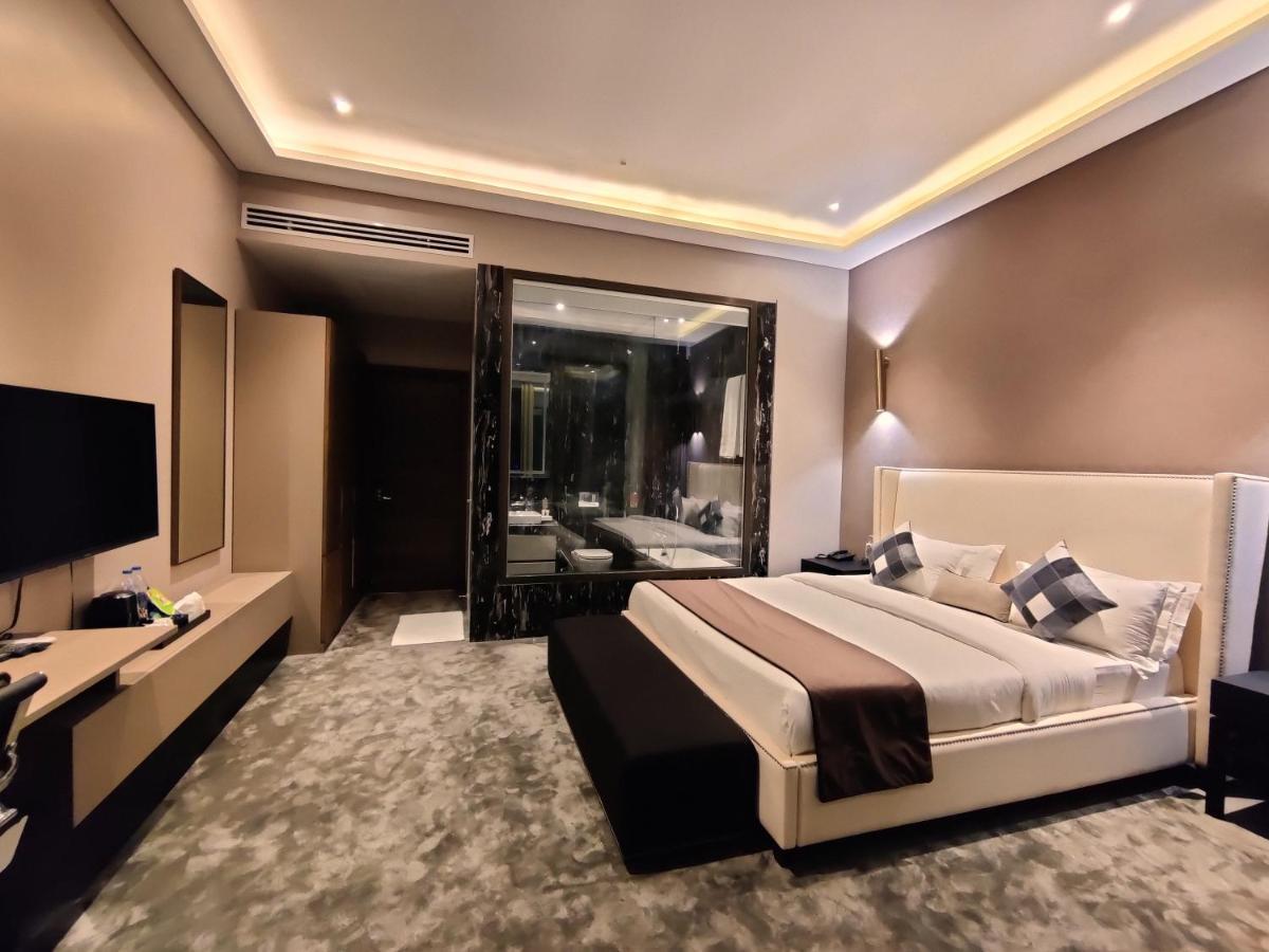 Leela Resort, The Exotic Boutique Hotel - Pure Veg Mahābaleshwar Extérieur photo